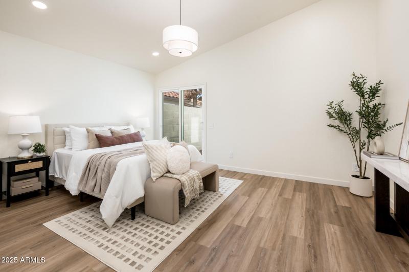 1038 N Alvaro - MLS-23