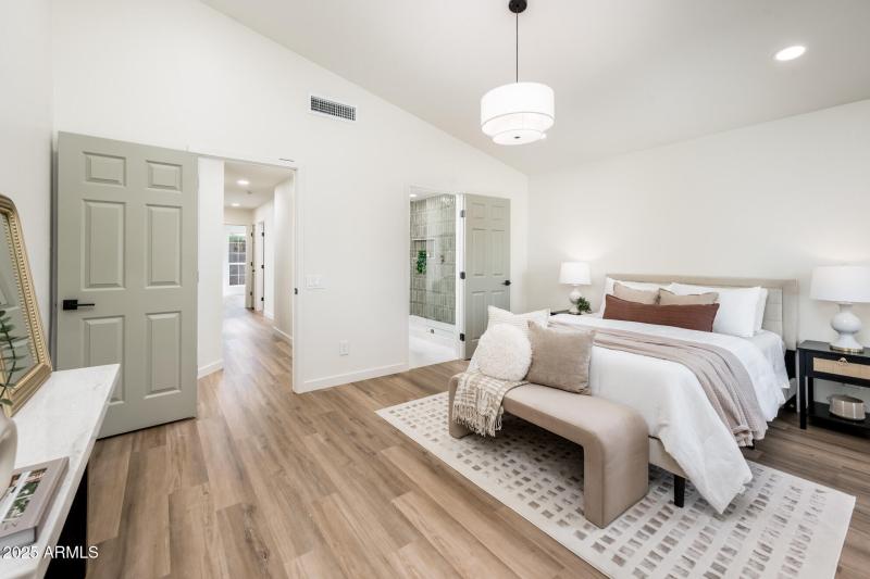 1038 N Alvaro - MLS-25