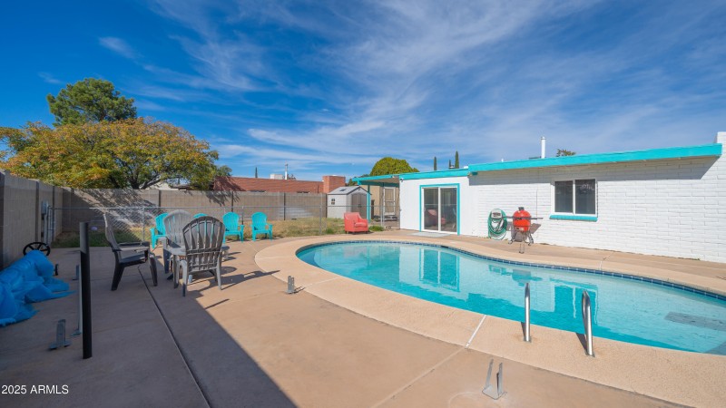 Exterior - 1116 Plaza Azul-7