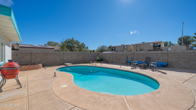 Exterior - 1116 Plaza Azul-5