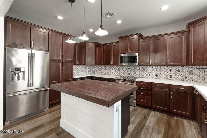 rolandst.amourfilmhouse-9