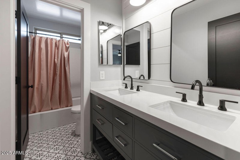 Upstairs Guest Bathroom