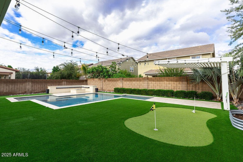 rolandst.amourfilmhouse-30