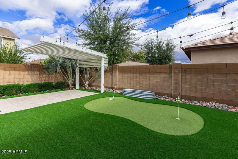 rolandst.amourfilmhouse-31