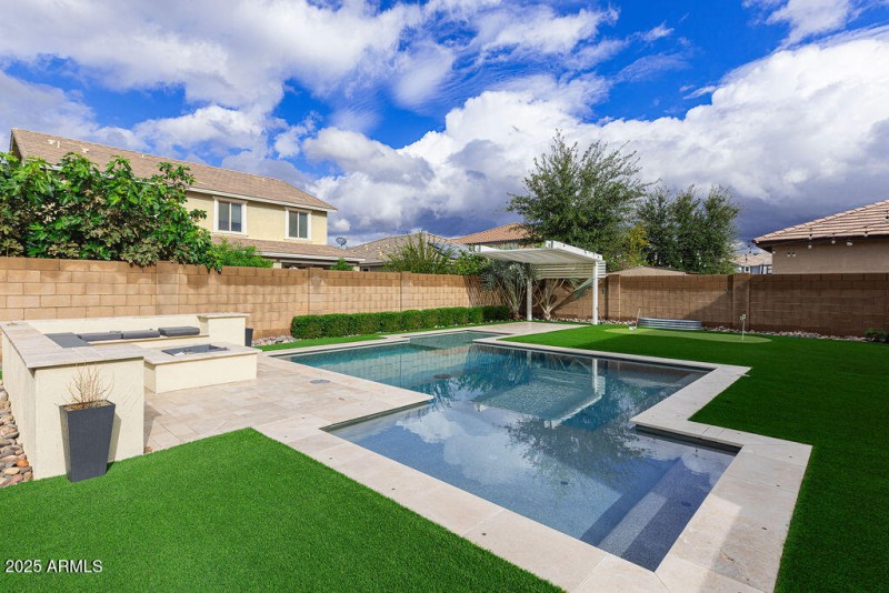 rolandst.amourfilmhouse-32