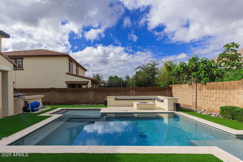 rolandst.amourfilmhouse-33