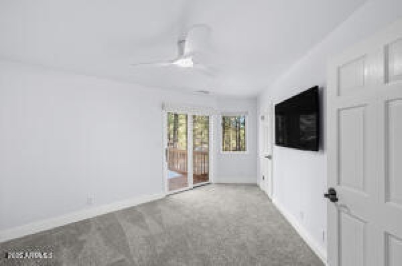 Upstairs Bed and Deck