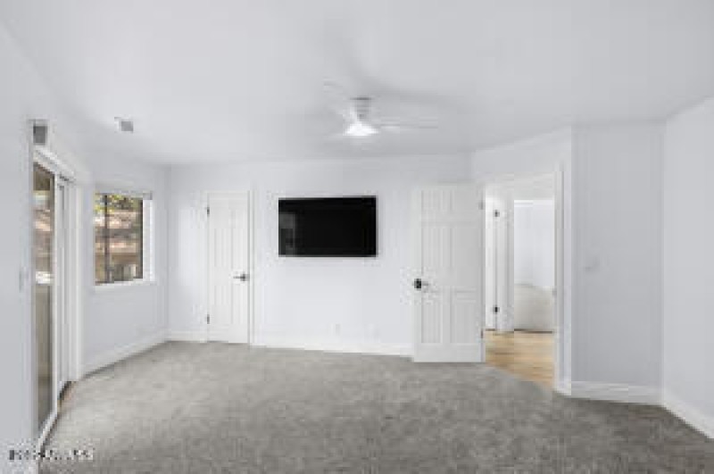 Upstairs Bed and Deck