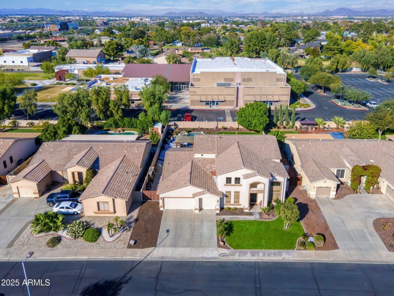 8180 W Gelding Dr Peoria - 101