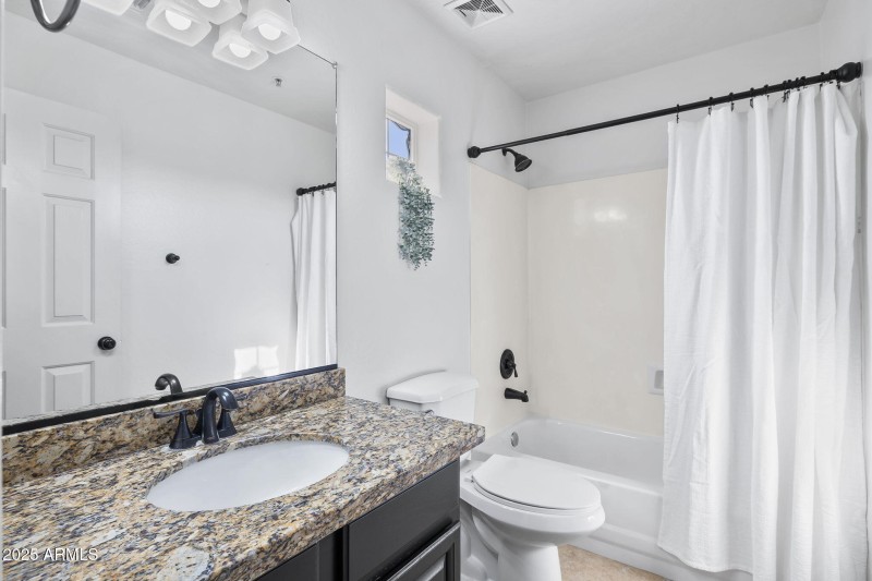 8180 W Gelding Dr Peoria - 434