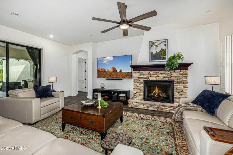 21- Estrella Living Room