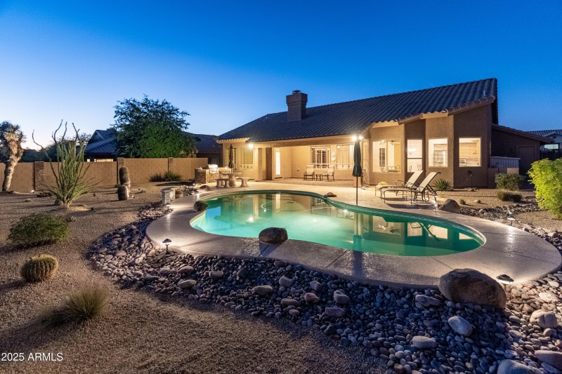 5117 E Justica St-64