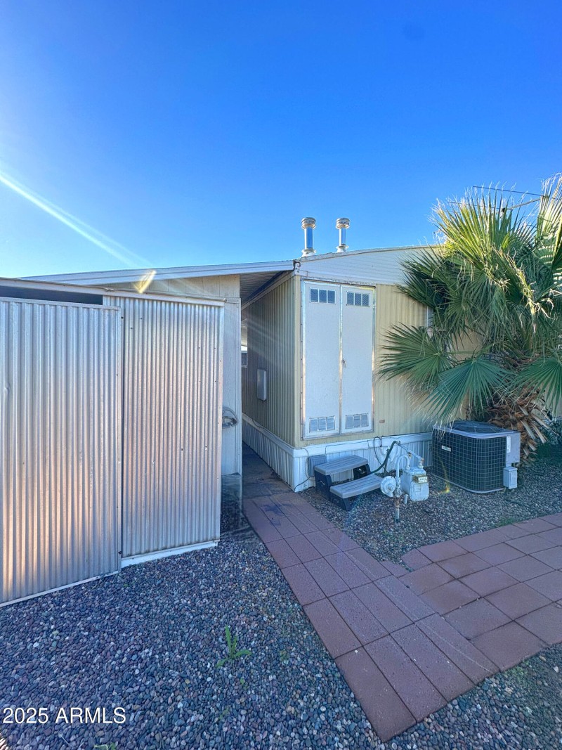 060850C9-6653-44B6-B24C-201756FA8B4C