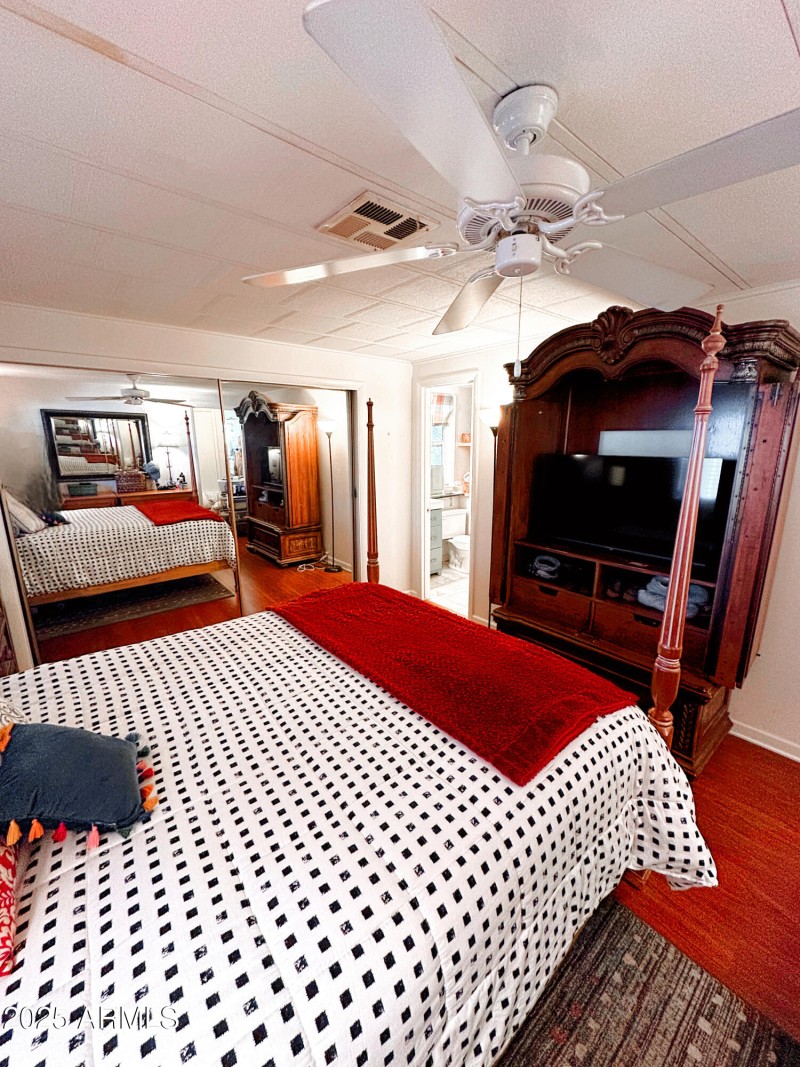 9A36B47E-AAF5-43AD-8C98-3F46ADC6EC24