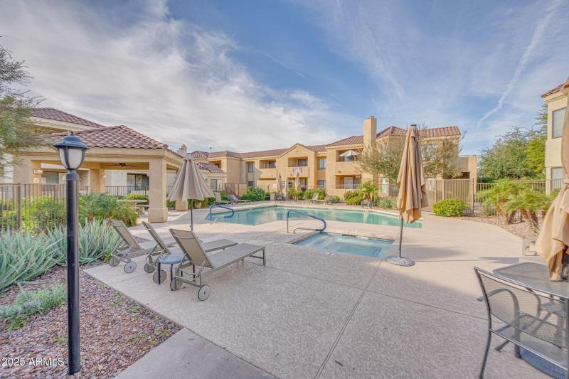 7575 E Indian Bend-Community-4