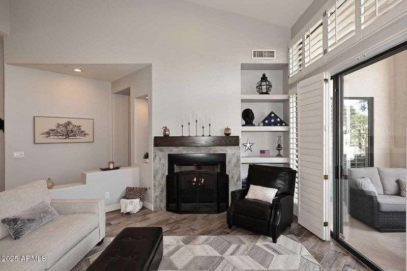 Great Room-Fireplace