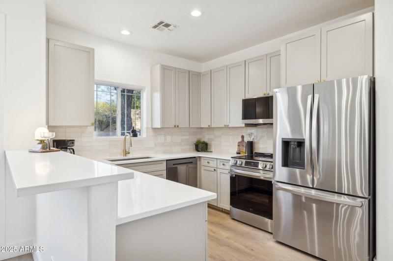 8-web-or-mls-9750-n-monterey-dr-unit-52