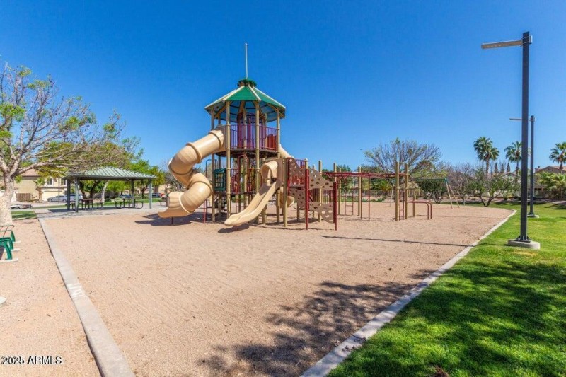 20251120162610666656000000-o