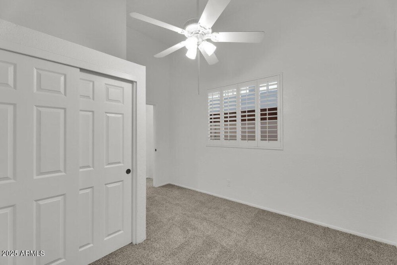 025_24-web-or-mls-24-print-college_ave-2