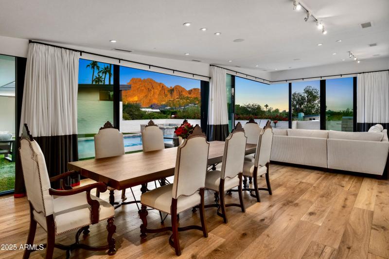 4218 E Palo Verde Dr--3