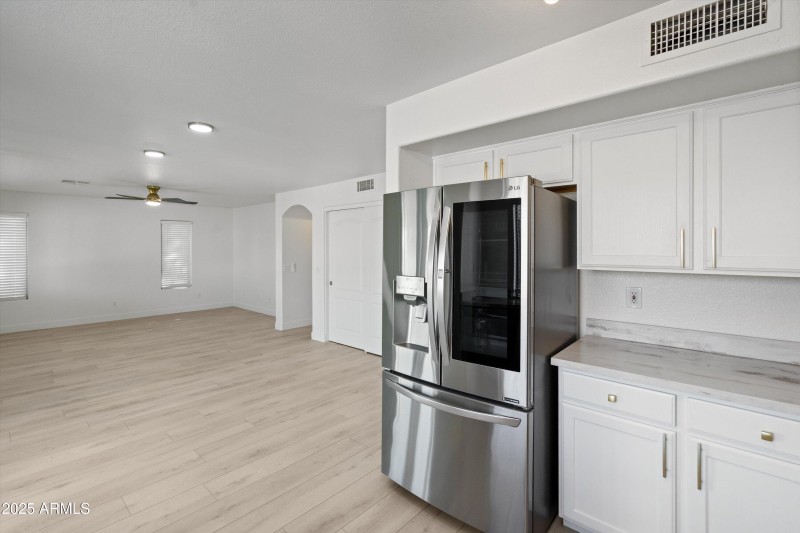 19-Kitchen to Family Room