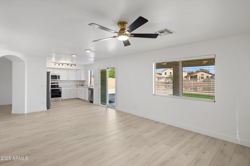 23-Family Room to Kitchen