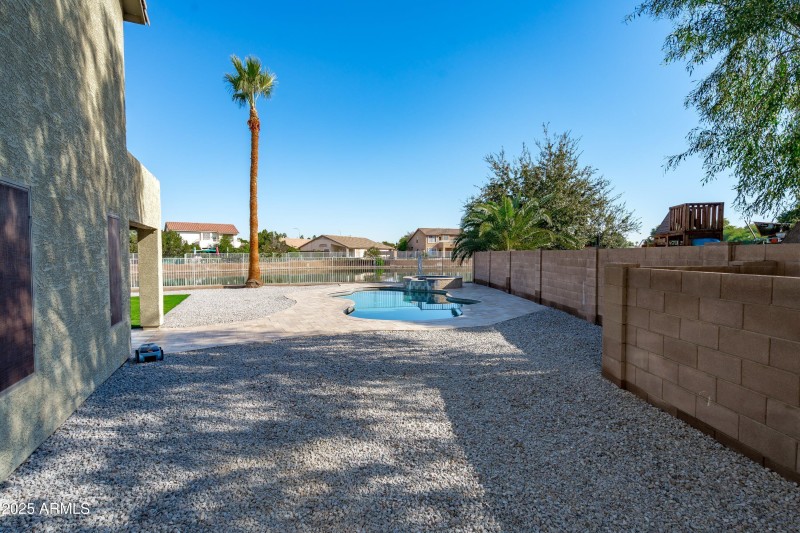 60-Side Yard RV Gate