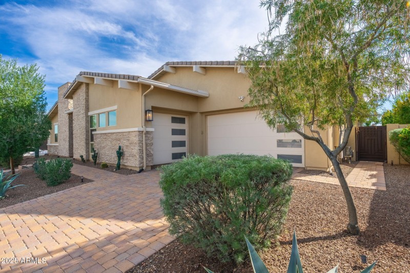 13833 W Bloomington St - 02