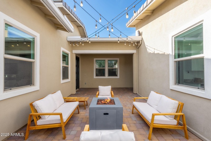 13833 W Bloomington St - 05