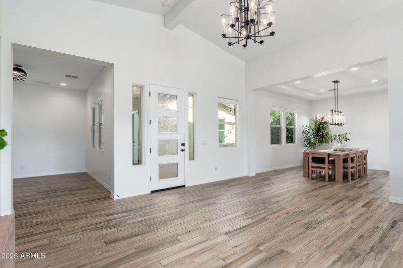 13833 W Bloomington St - 07