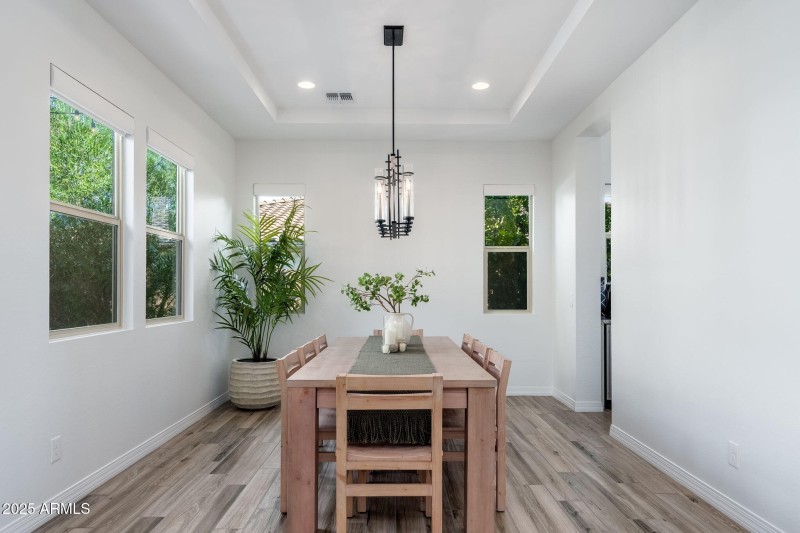 13833 W Bloomington St - 08