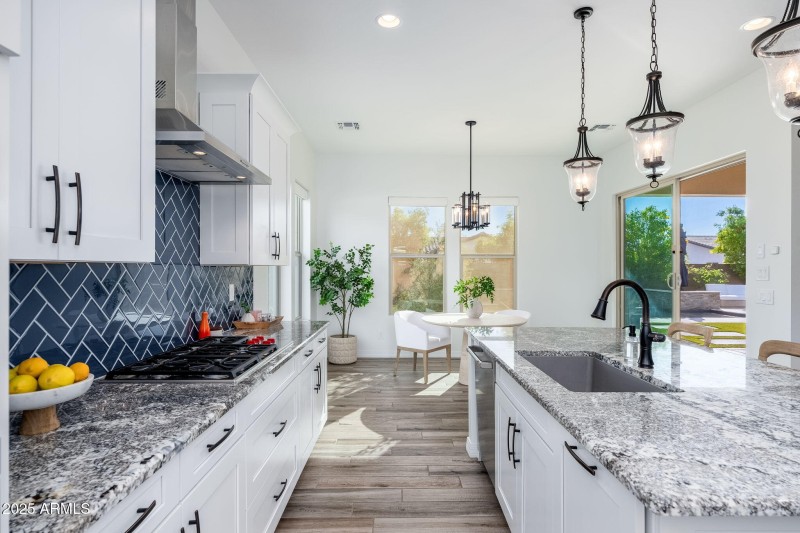 13833 W Bloomington St - 21