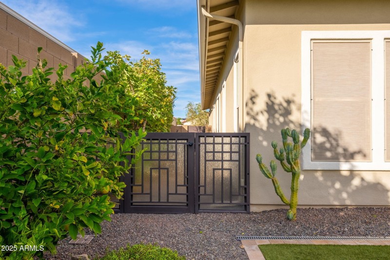 13833 W Bloomington St - 57