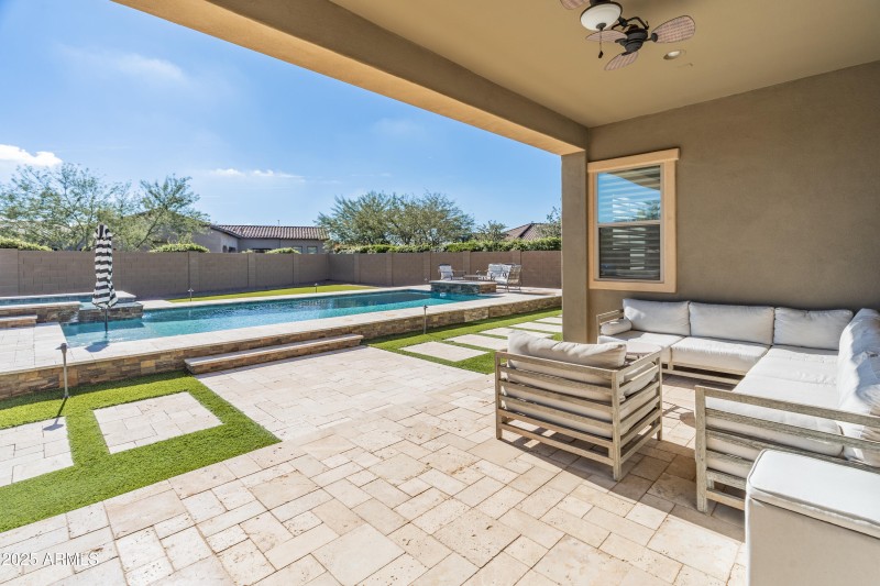 5433 E Barwick Dr-42