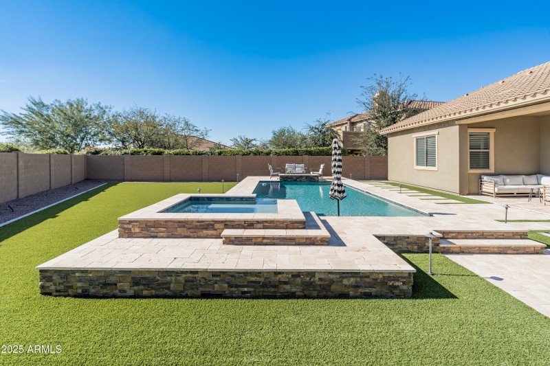 5433 E Barwick Dr-53