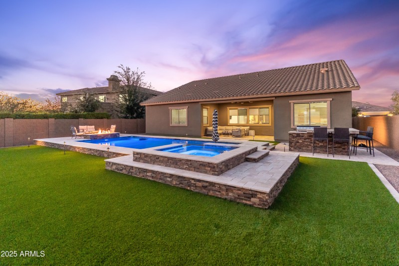 5433 E Barwick Dr-72