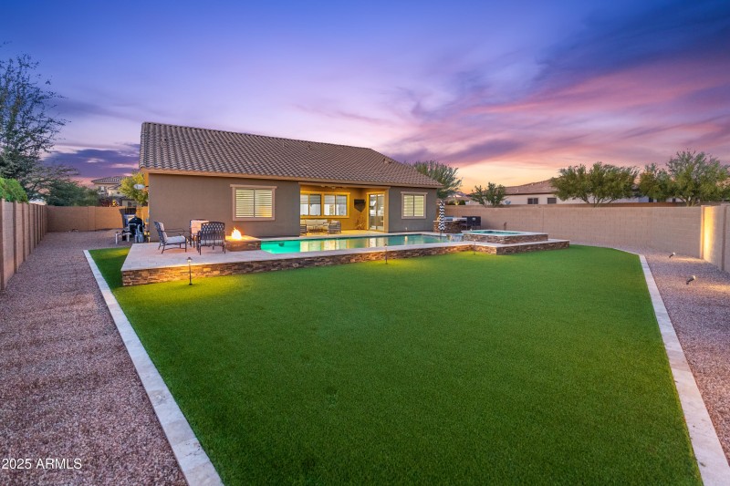 5433 E Barwick Dr-78