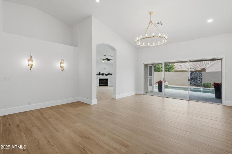 18637 N 85th-Living Room 2