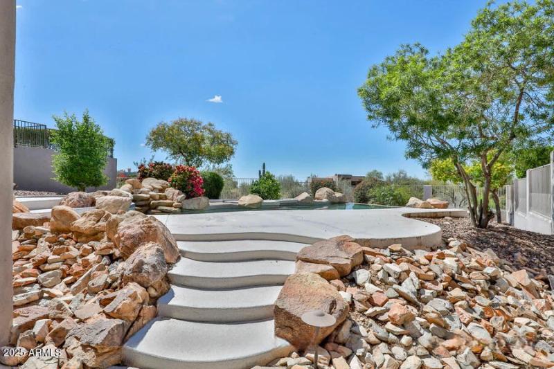 0538309129_37442672_64-IMG_0075_X-Design