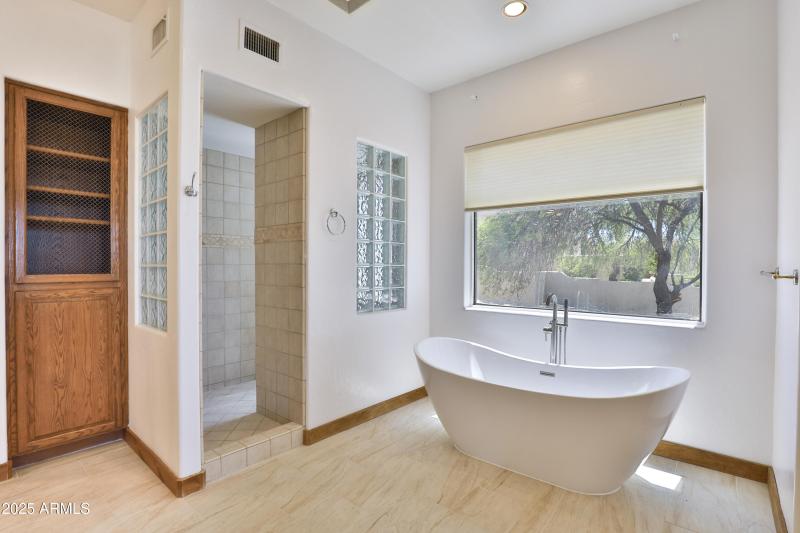 38309008_48-IMG_0123