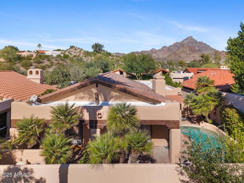 33-web-or-mls-6205-n-29th-pl