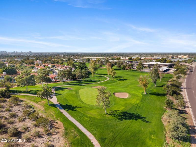 41-web-or-mls-6205-n-29th-pl