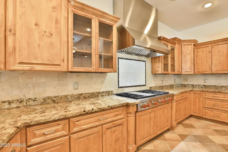 38309064_16-IMG_0086