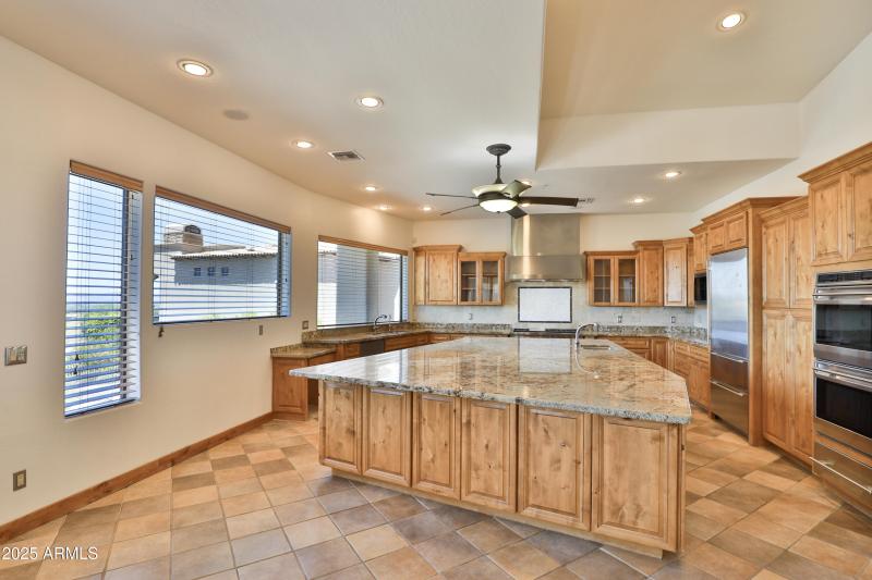 38309082_25-IMG_0098