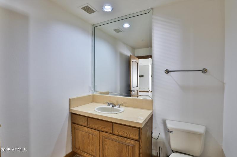 38309057_67-IMG_0142