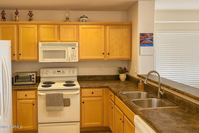 E17810E4-667B-4631-8648-BDAB82E02BB4