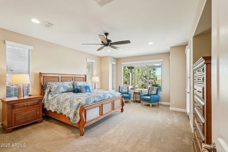 23-web-or-mls-N 168th Ave-S2711-023