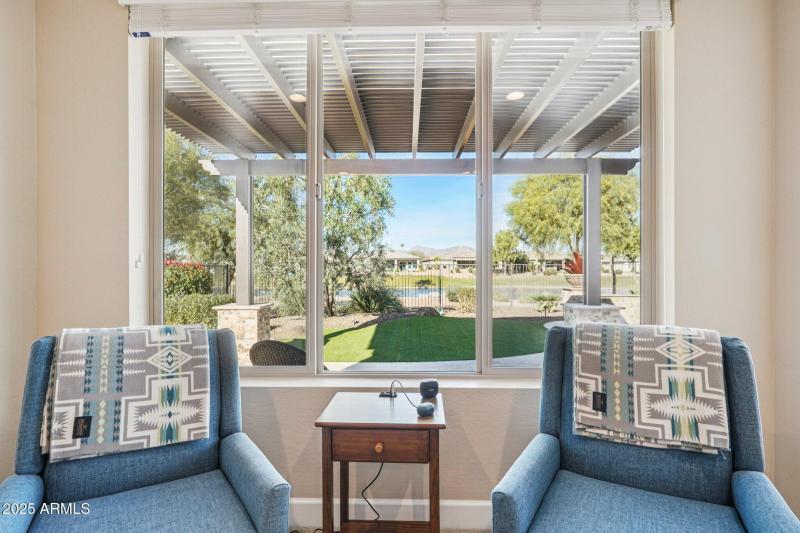 26-web-or-mls-N 168th Ave-S2711-026