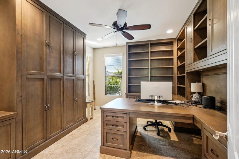 32-web-or-mls-N 168th Ave-S2711-032