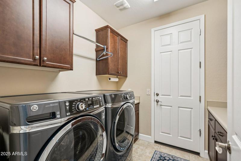 35-web-or-mls-N 168th Ave-S2711-035